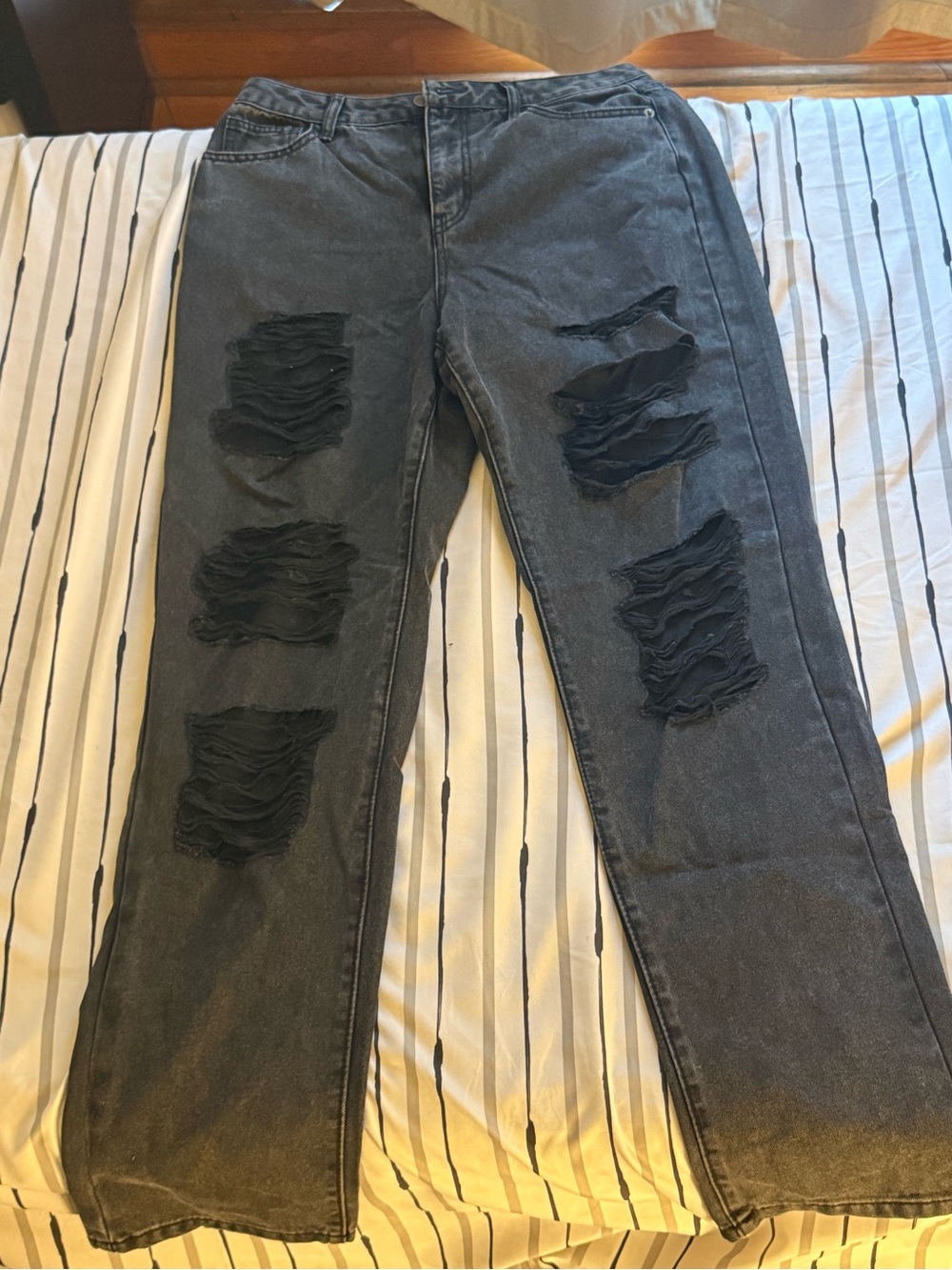Fashion Nova Go Hard Loose Fit Ripped Straight Leg Jeans Black Wash
